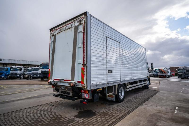 Volvo FL 260 (19t) +DHOLLANDIA 2T. - Camión caja cerrada: foto 4 Volvo FL 260 (19t) +DHOLLANDIA 2T. - Camión caja cerrada: foto 4