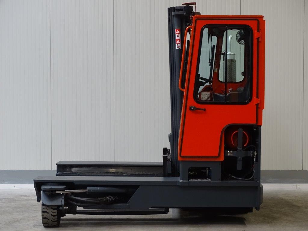 Combilift C5000L - TRIPLEX - Carretilla de 4 vías: foto 1 Combilift C5000L - TRIPLEX - Carretilla de 4 vías: foto 1