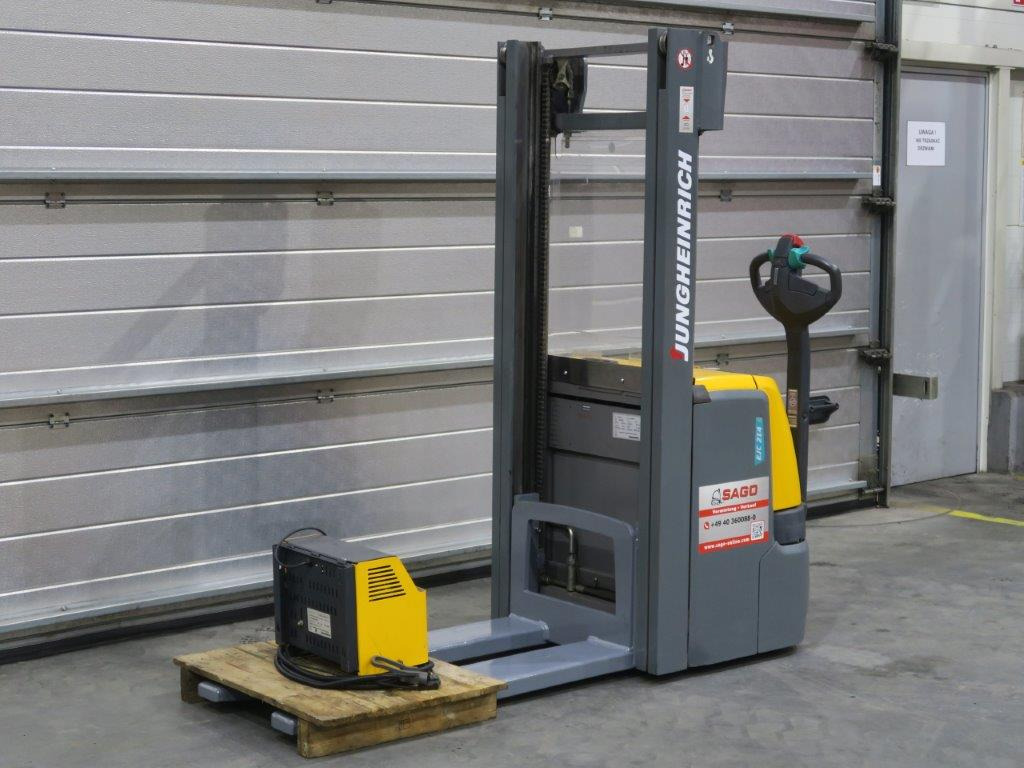 Jungheinrich EJC214 - Apilador: foto 2 Jungheinrich EJC214 - Apilador: foto 2