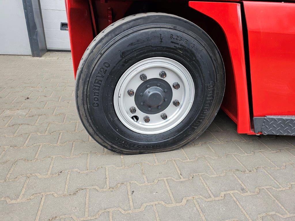 Kalmar DCF80-9H - Carretilla elevadora diésel: foto 2 Kalmar DCF80-9H - Carretilla elevadora diésel: foto 2