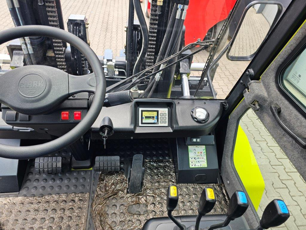 Carretilla elevadora diésel SAGO C80D - Container-Indoor-Stapler: foto 8 Carretilla elevadora diésel SAGO C80D - Container-Indoor-Stapler: foto 8