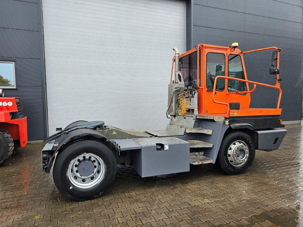 Terberg YT182 - Tractor industrial: foto 3 Terberg YT182 - Tractor industrial: foto 3