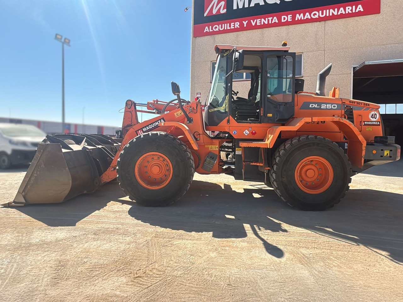 DOOSAN DL250-3 - Cargadora de ruedas: foto 3 DOOSAN DL250-3 - Cargadora de ruedas: foto 3