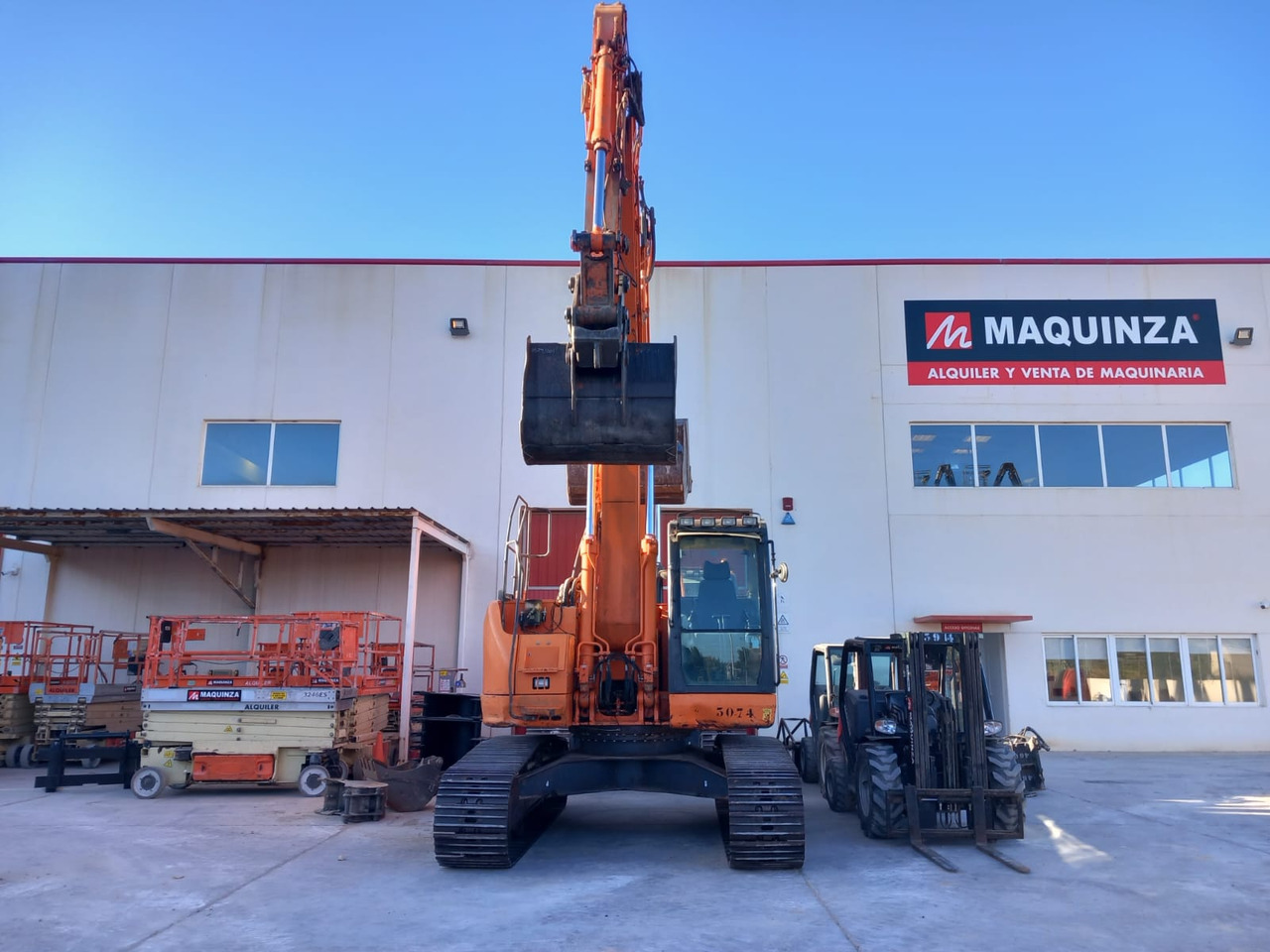 DOOSAN DX235LCR - Excavadora de cadenas: foto 2 DOOSAN DX235LCR - Excavadora de cadenas: foto 2
