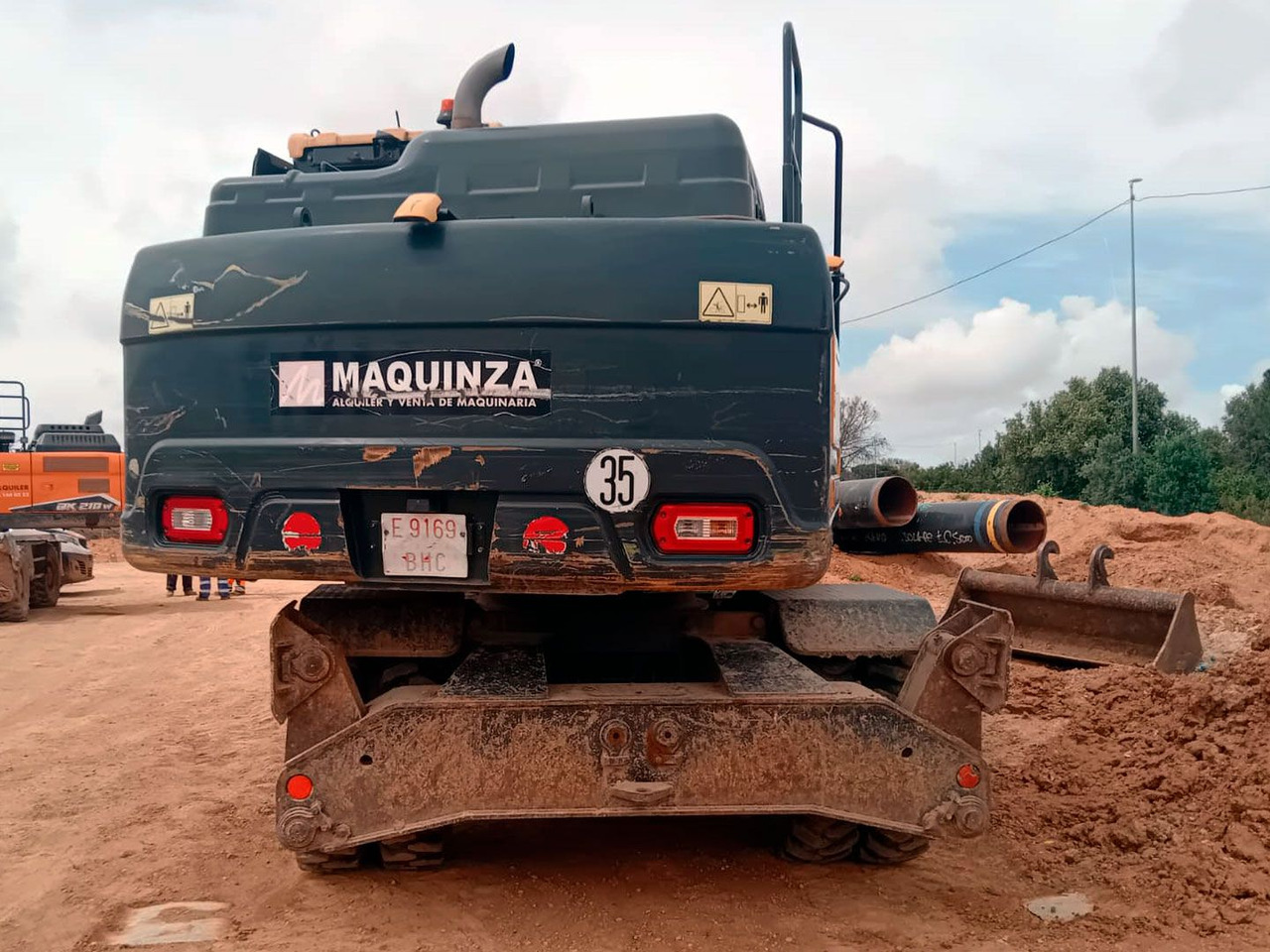 HYUNDAI HW180 - Excavadora de ruedas: foto 5 HYUNDAI HW180 - Excavadora de ruedas: foto 5