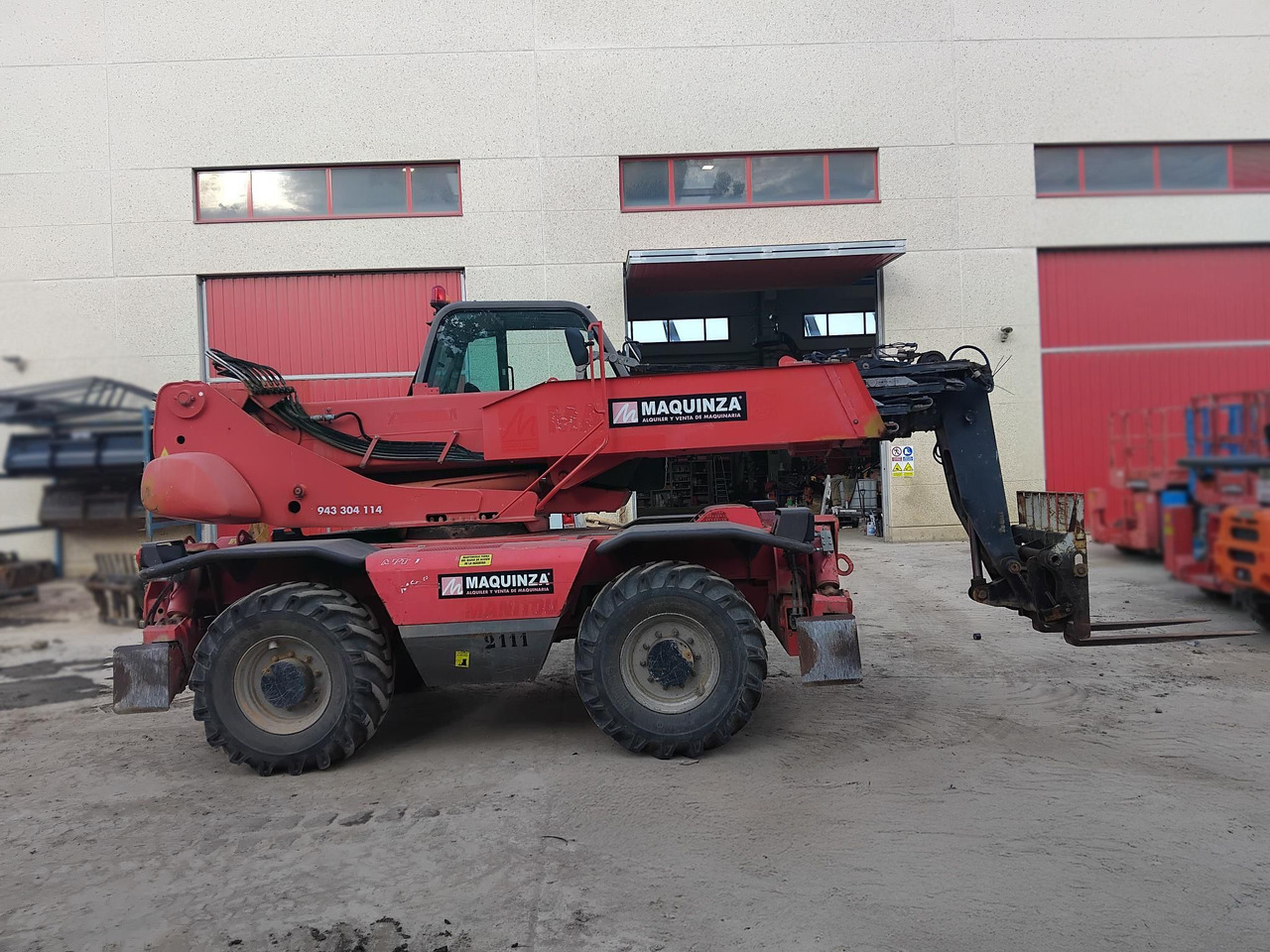 MANITOU MRT1742 - Manipulador telescópico: foto 1 MANITOU MRT1742 - Manipulador telescópico: foto 1