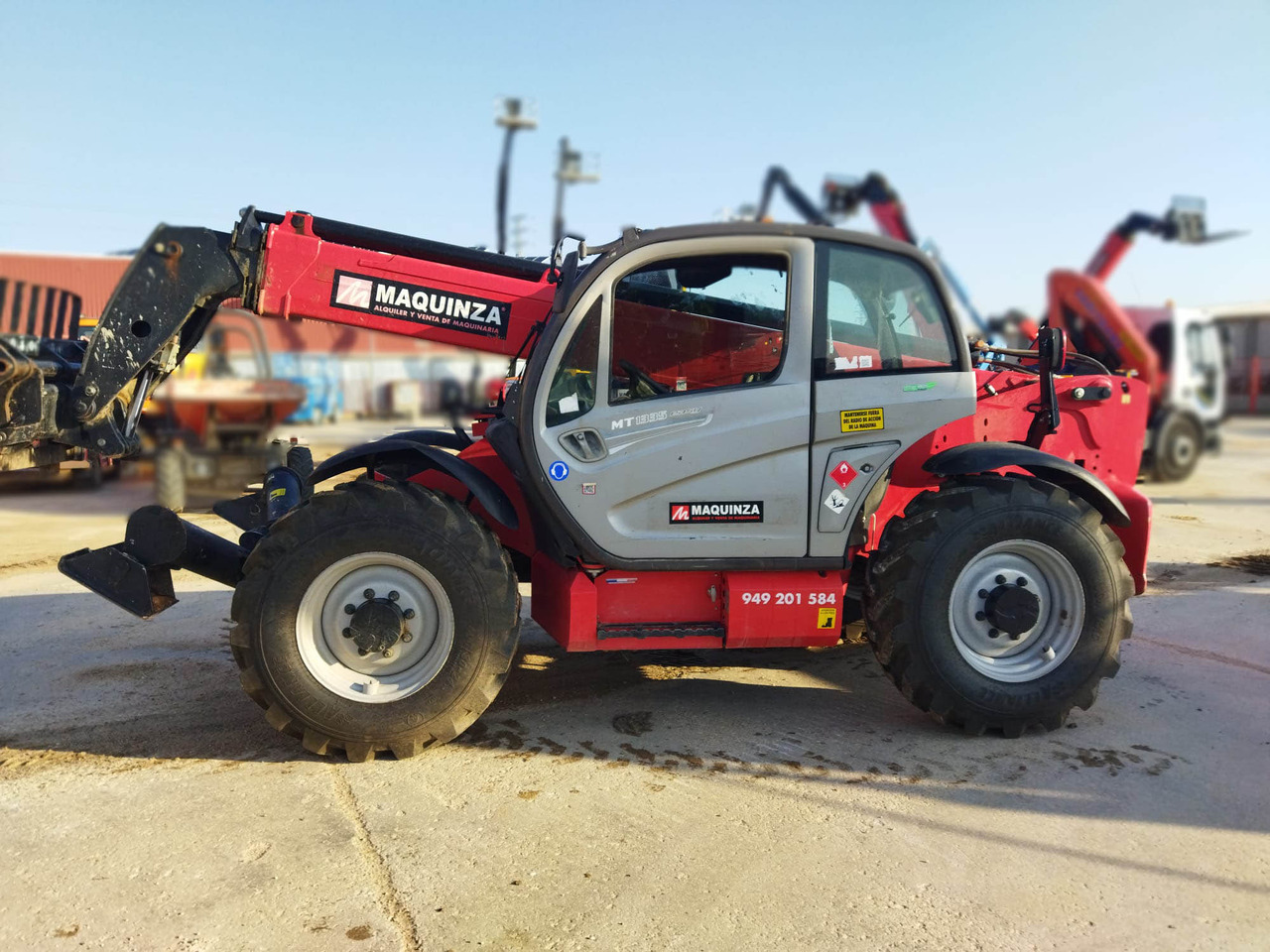 MANITOU MT1335 EASY - Manipulador telescópico: foto 1 MANITOU MT1335 EASY - Manipulador telescópico: foto 1