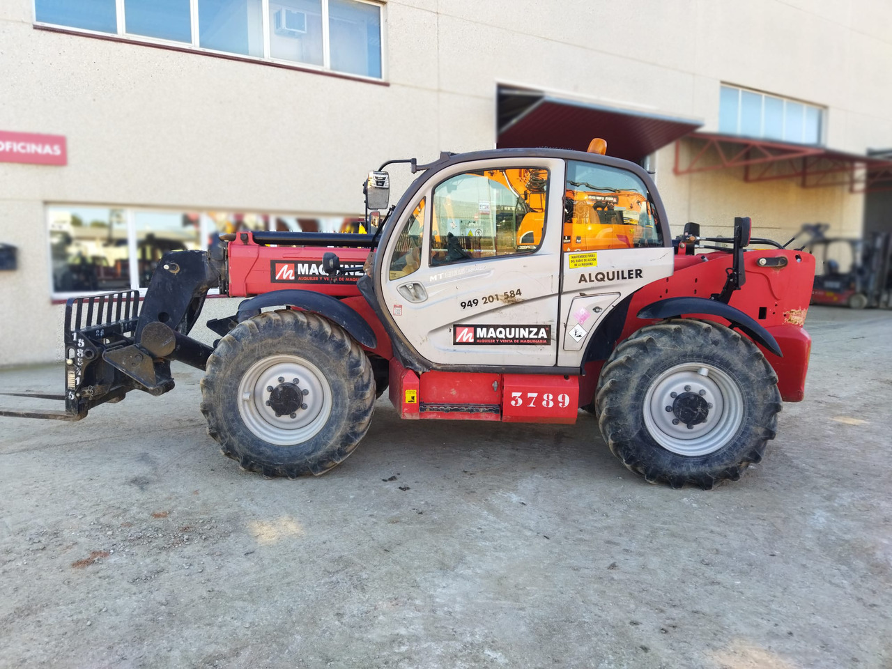 MANITOU MT1335 EASY - Manipulador telescópico: foto 1 MANITOU MT1335 EASY - Manipulador telescópico: foto 1