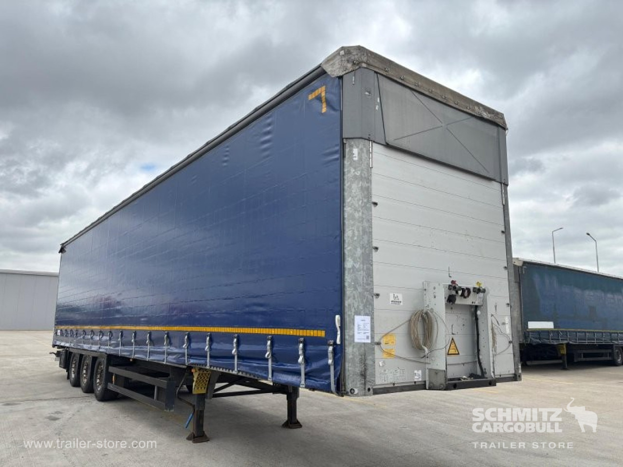 SCHMITZ Curtainsider Varios - Semirremolque lona: foto 3 SCHMITZ Curtainsider Varios - Semirremolque lona: foto 3
