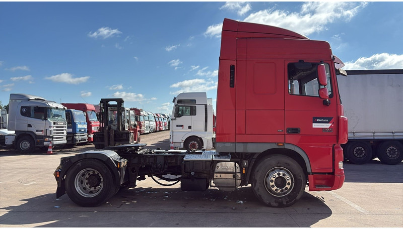 DAF 105 XF 460 (BOITE MANUELLE / MANUAL GEARBOX) - Cabeza tractora: foto 5 DAF 105 XF 460 (BOITE MANUELLE / MANUAL GEARBOX) - Cabeza tractora: foto 5