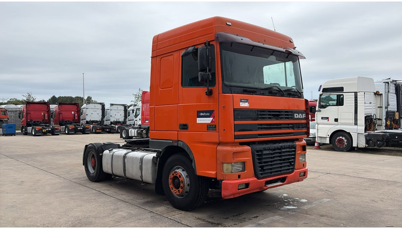 DAF 95 XF 430 (EURO 3 / BOITE MANUELLE / MANUAL GEARBOX) - Cabeza tractora: foto 3 DAF 95 XF 430 (EURO 3 / BOITE MANUELLE / MANUAL GEARBOX) - Cabeza tractora: foto 3