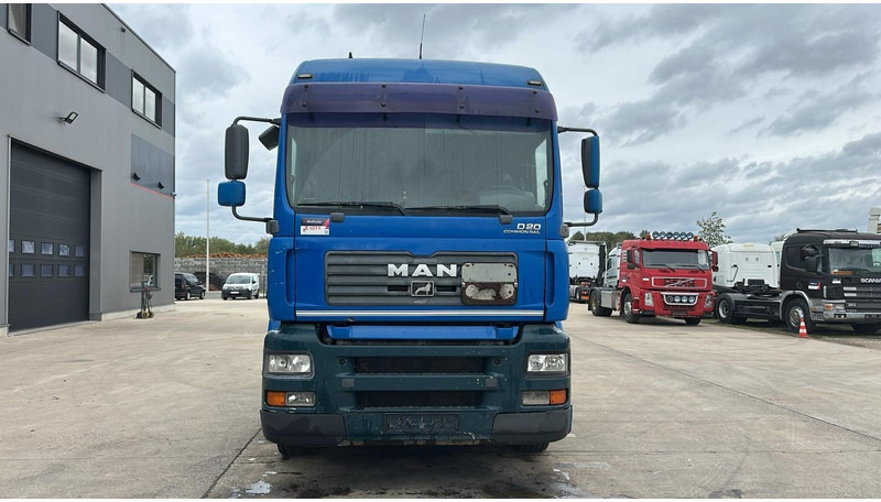 MAN TGA 18.390 (RETARDER / GOOD CONDITION) - Cabeza tractora: foto 4 MAN TGA 18.390 (RETARDER / GOOD CONDITION) - Cabeza tractora: foto 4