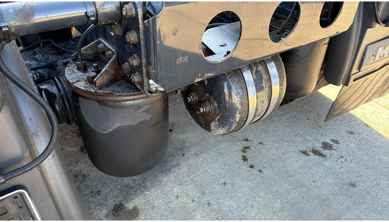 Cabeza tractora MAN TGA 18.430 (BOITE MANUELLE / MANUAL GEARBOX): foto 10 Cabeza tractora MAN TGA 18.430 (BOITE MANUELLE / MANUAL GEARBOX): foto 10