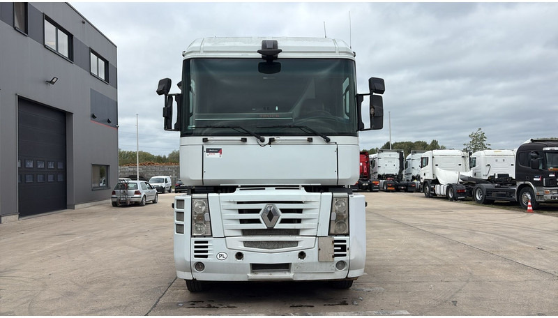 Renault MAGNUM 460 (BOITE MANUELLE / MANUAL GEARBOX) - Cabeza tractora: foto 2 Renault MAGNUM 460 (BOITE MANUELLE / MANUAL GEARBOX) - Cabeza tractora: foto 2