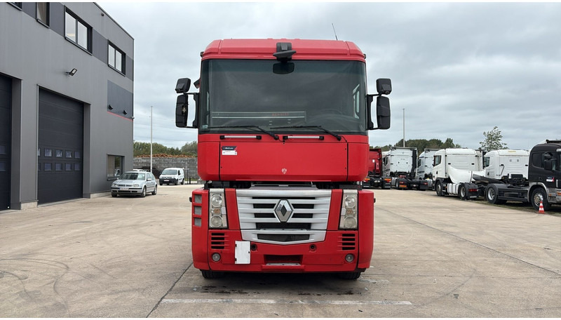 Renault MAGNUM 460 (BOITE MANUELLE / MANUAL GEARBOX) - Cabeza tractora: foto 2 Renault MAGNUM 460 (BOITE MANUELLE / MANUAL GEARBOX) - Cabeza tractora: foto 2