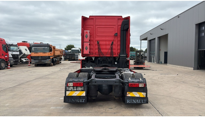 Renault MAGNUM 460 (BOITE MANUELLE / MANUAL GEARBOX) - Cabeza tractora: foto 5 Renault MAGNUM 460 (BOITE MANUELLE / MANUAL GEARBOX) - Cabeza tractora: foto 5