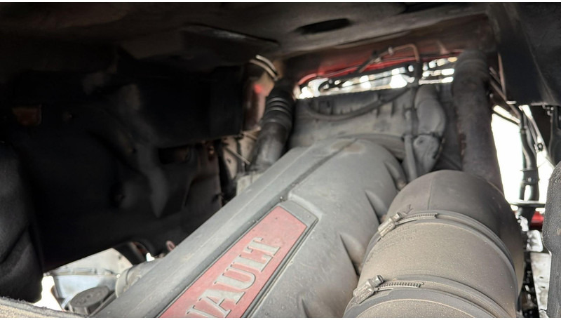 Cabeza tractora Renault Premium 450 DXI (BOITE MANUELLE / MANUAL GEARBOX): foto 19 Cabeza tractora Renault Premium 450 DXI (BOITE MANUELLE / MANUAL GEARBOX): foto 19