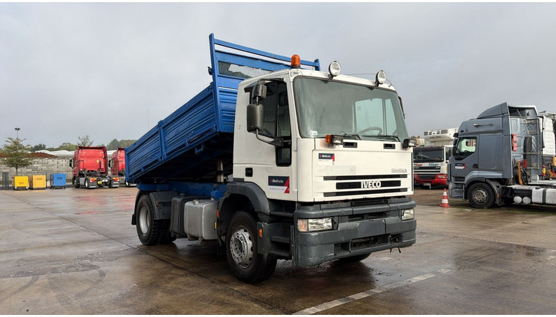 Iveco Eurotech 190 E 34 (POMPE MANUELLE / BOITE MANUELLE / MANUAL PUMP / FULL STEEL SUSP. / LAMES) - Camión volquete: foto 2 Iveco Eurotech 190 E 34 (POMPE MANUELLE / BOITE MANUELLE / MANUAL PUMP / FULL STEEL SUSP. / LAMES) - Camión volquete: foto 2