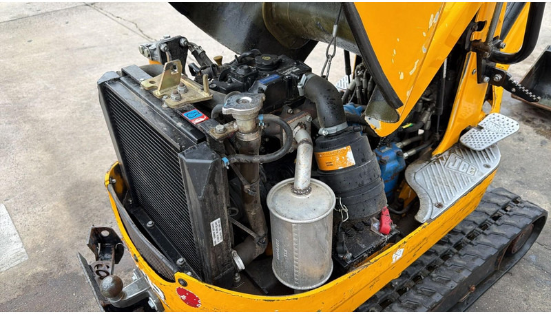 Arrendamiento de JCB 8008 (BE MACHINE / TOP CONDITION / 1898 H) JCB 8008 (BE MACHINE / TOP CONDITION / 1898 H): foto 12 Arrendamiento de JCB 8008 (BE MACHINE / TOP CONDITION / 1898 H) JCB 8008 (BE MACHINE / TOP CONDITION / 1898 H): foto 12