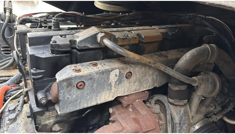 Limpieza de alcantarillado MAN 18.264 F2000 (11000L / EURO 2 / MANUAL GEARBOX / 6 CYLINDER): foto 15