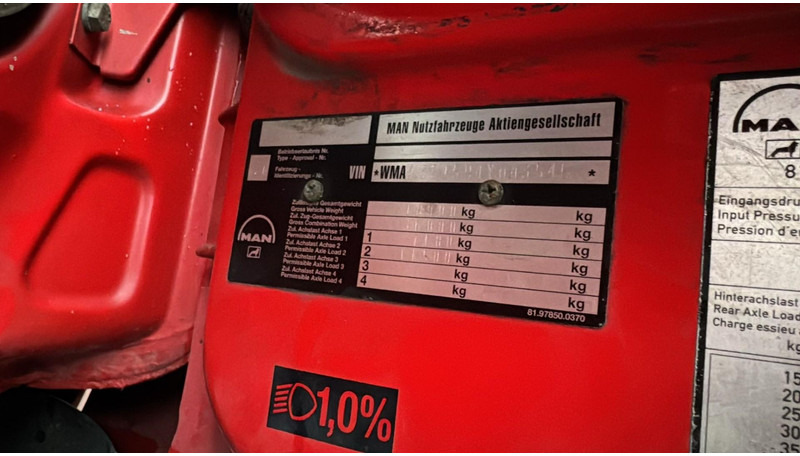Limpieza de alcantarillado MAN 18.264 F2000 (11000L / EURO 2 / MANUAL GEARBOX / 6 CYLINDER): foto 13