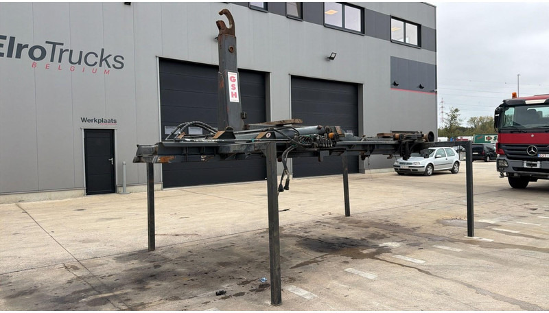 Hyvalift - (LENGHT 5.70 / WIDTH 0.91) - Recambio para Camión: foto 1 Hyvalift - (LENGHT 5.70 / WIDTH 0.91) - Recambio para Camión: foto 1