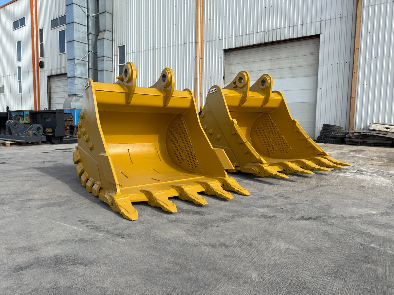 CAT 349 Armored Heavy Duty Bucket - Cazo para excavadora para Excavadora de cadenas: foto 4 CAT 349 Armored Heavy Duty Bucket - Cazo para excavadora para Excavadora de cadenas: foto 4