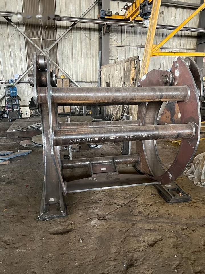 Volvo L60 - Pinza de manipulación para Maquinaria forestal: foto 2 Volvo L60 - Pinza de manipulación para Maquinaria forestal: foto 2