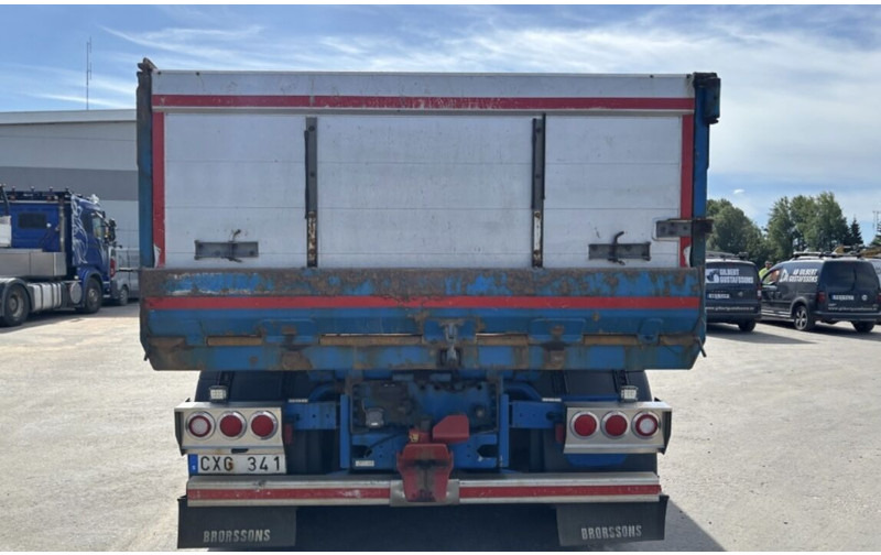 Scania R560 8x4 - Camión volquete: foto 4 Scania R560 8x4 - Camión volquete: foto 4