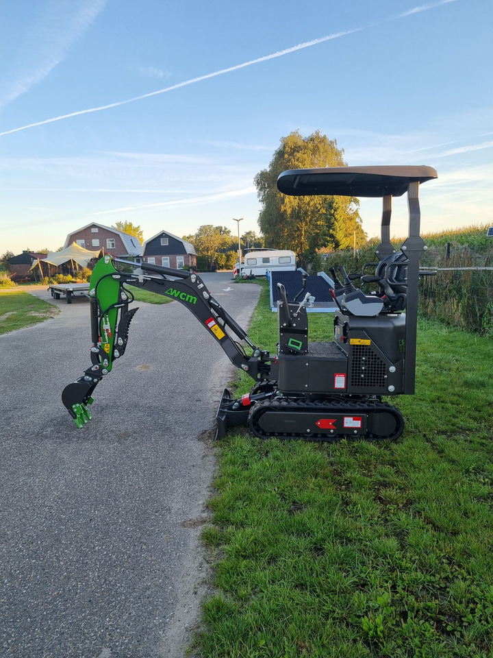 WCM CTX 8010 Servo Diesel - Miniexcavadora: foto 3 WCM CTX 8010 Servo Diesel - Miniexcavadora: foto 3