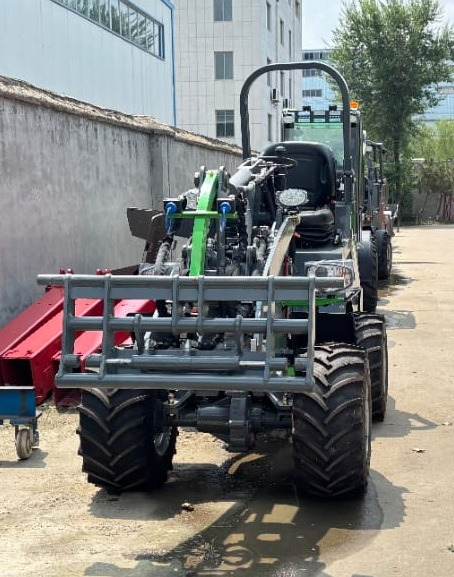 WCM -L1812 - Cargadora de ruedas: foto 5 WCM -L1812 - Cargadora de ruedas: foto 5