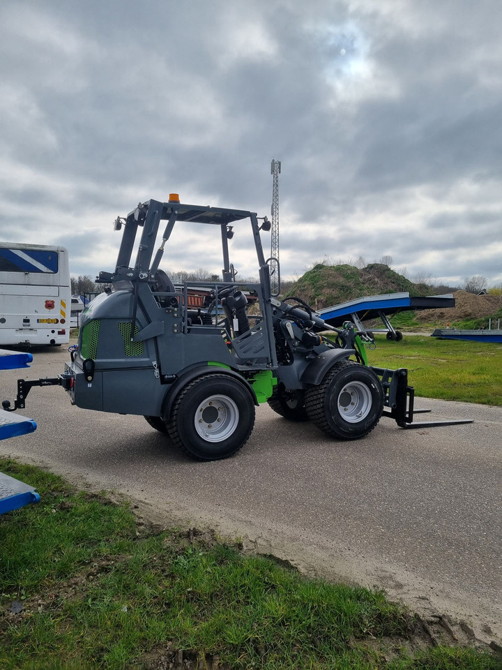 WCM - L2316 - Cargadora de ruedas: foto 5 WCM - L2316 - Cargadora de ruedas: foto 5