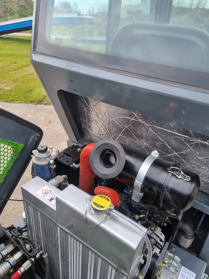 WCM L2412 - Cargadora de ruedas: foto 1 WCM L2412 - Cargadora de ruedas: foto 1