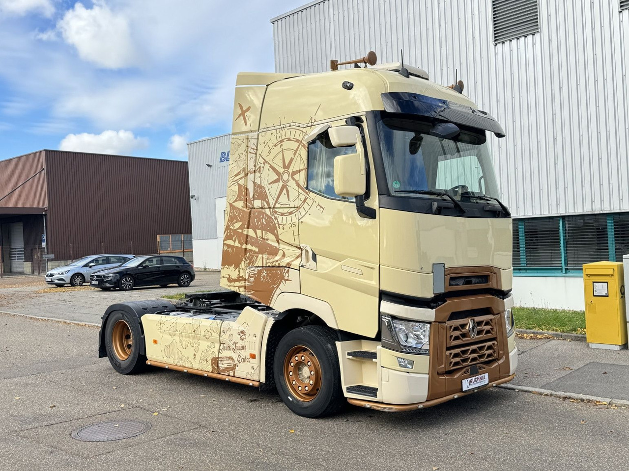 Renault T520 HIGHCAB TTC-Umbau 2-Tanks Retarder Standkli - Cabeza tractora: foto 4 Renault T520 HIGHCAB TTC-Umbau 2-Tanks Retarder Standkli - Cabeza tractora: foto 4