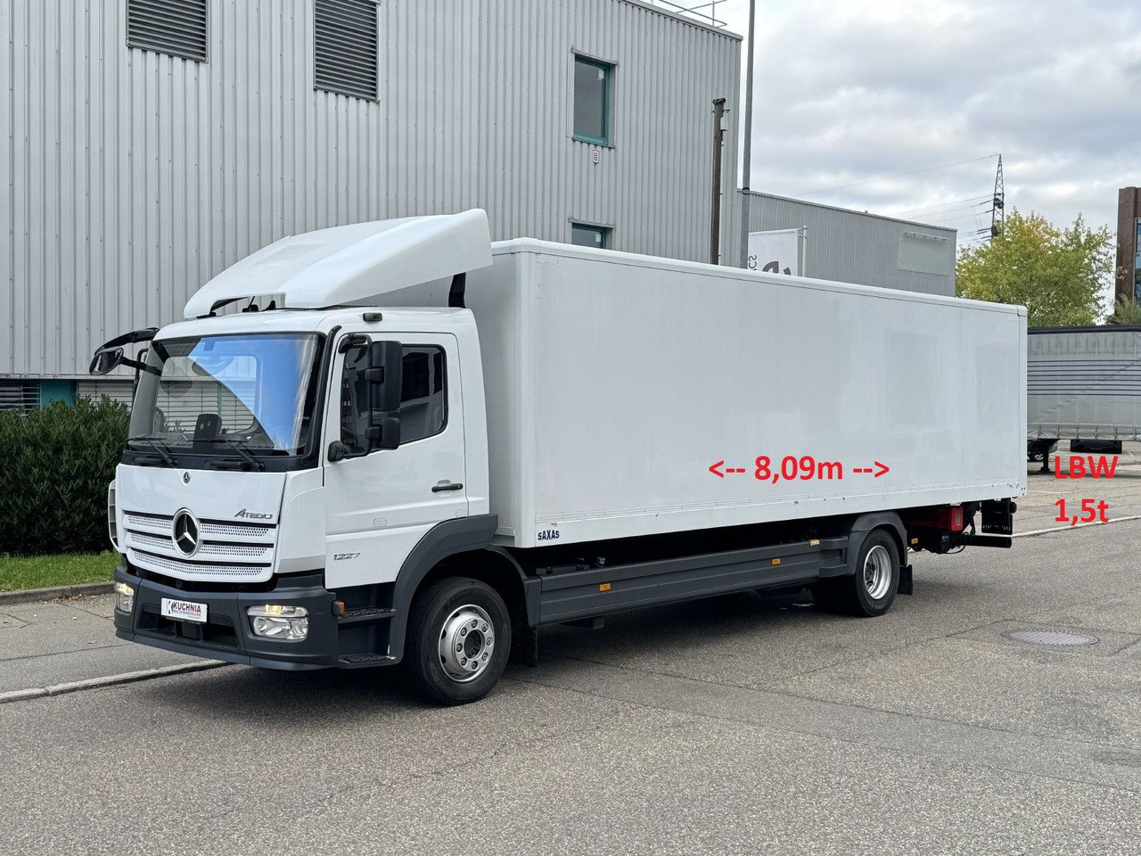 Mercedes-Benz Atego 1227L Koffer 8m LBW Klima Diff. Sperre - Camión caja cerrada: foto 1 Mercedes-Benz Atego 1227L Koffer 8m LBW Klima Diff. Sperre - Camión caja cerrada: foto 1