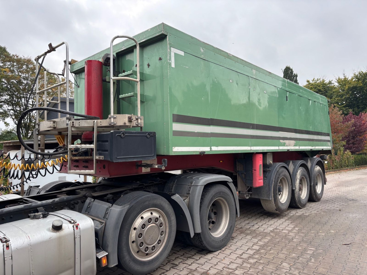 Langendorf SKA 24/30 Alu-Kippmulde, 30m³, Lift-Achse, Rollp - Semirremolque volquete: foto 1 Langendorf SKA 24/30 Alu-Kippmulde, 30m³, Lift-Achse, Rollp - Semirremolque volquete: foto 1