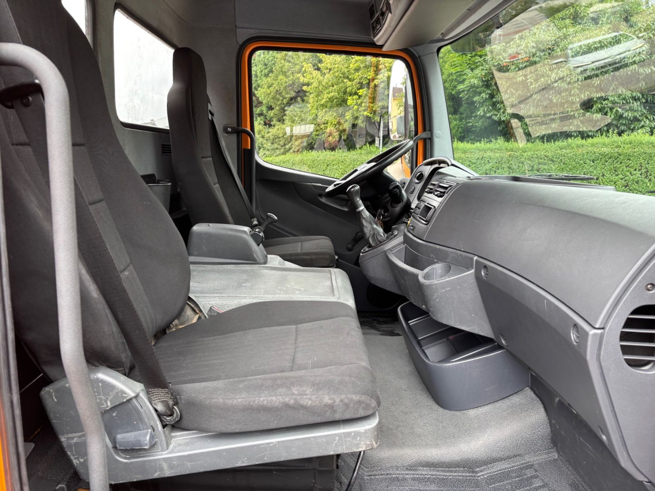 Camión volquete Mercedes-Benz Atego III 818, Euro-6, MEILER Dreiseitenkipper: foto 16 Camión volquete Mercedes-Benz Atego III 818, Euro-6, MEILER Dreiseitenkipper: foto 16