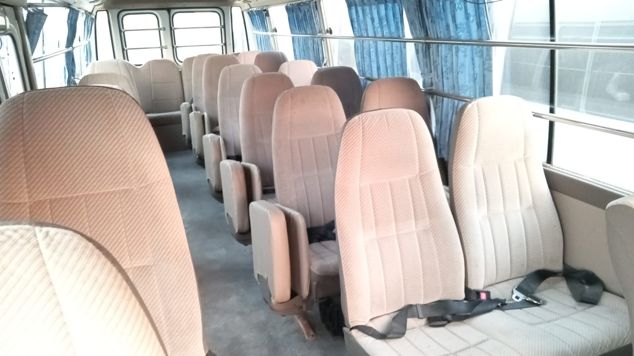 Minibús, Furgoneta de pasajeros Toyota Coaster ... 30 places - climatisé: foto 7