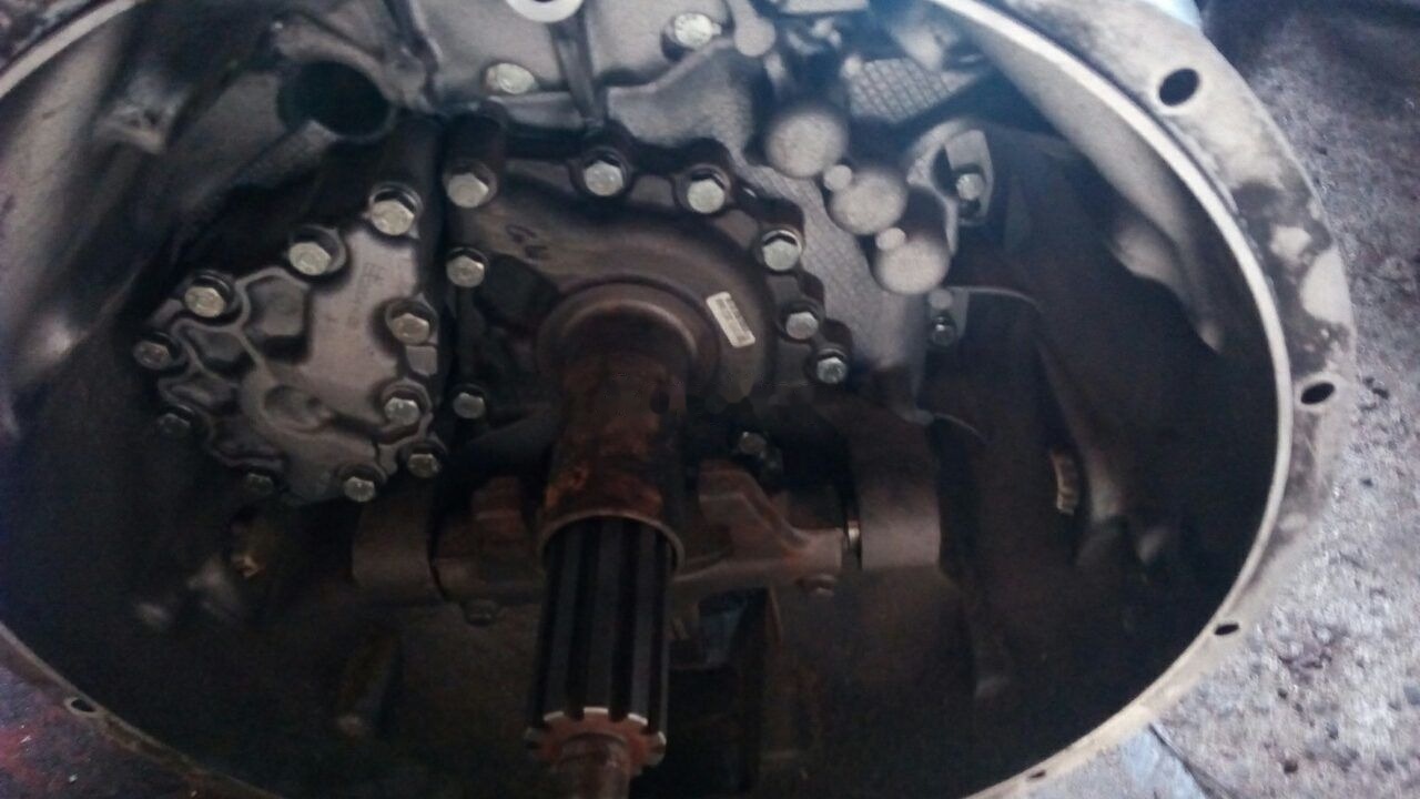 ZF 16S1930TD MAN - Caja de cambios para Camión: foto 2 ZF 16S1930TD MAN - Caja de cambios para Camión: foto 2