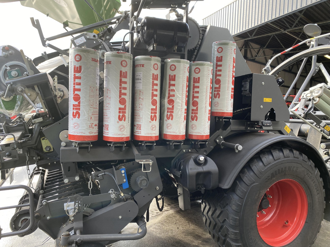 Fendt Rotana 130F Combi - Encintadora de pacas: foto 4 Fendt Rotana 130F Combi - Encintadora de pacas: foto 4