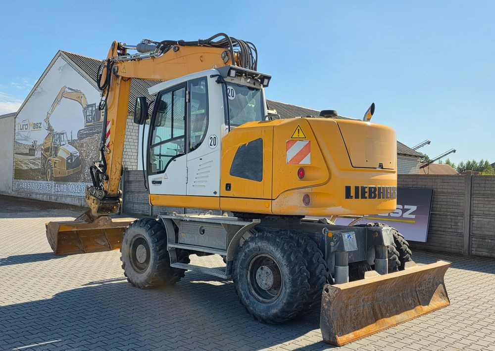 Liebherr A918 COMPACT, 2014 ROK, SW 48 LIKUFIX szybkozłącze - Excavadora de ruedas: foto 3 Liebherr A918 COMPACT, 2014 ROK, SW 48 LIKUFIX szybkozłącze - Excavadora de ruedas: foto 3