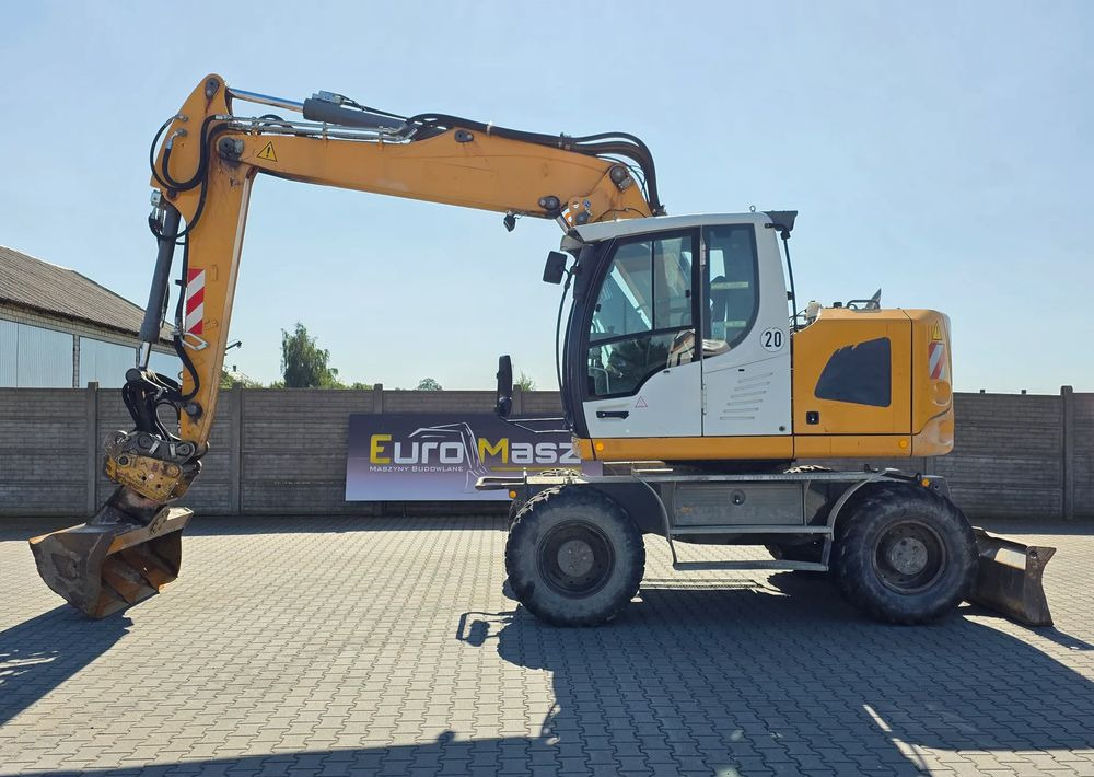 Liebherr A918 COMPACT, 2014 ROK, SW 48 LIKUFIX szybkozłącze - Excavadora de ruedas: foto 2 Liebherr A918 COMPACT, 2014 ROK, SW 48 LIKUFIX szybkozłącze - Excavadora de ruedas: foto 2