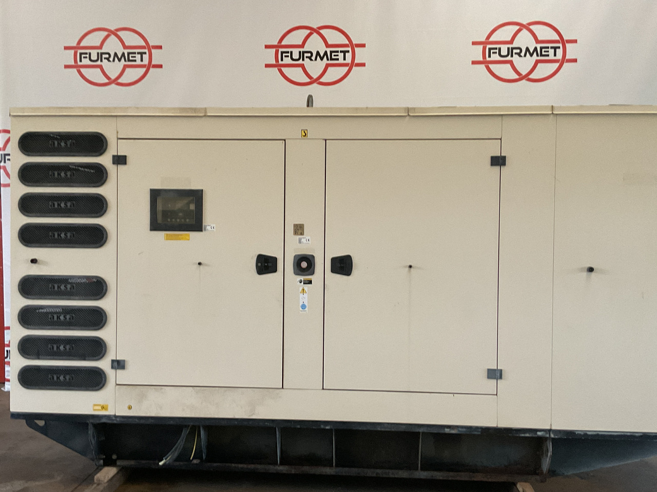 Doosan P158LE, 415KVA generatorset. Like brand new, low hours and complete - Generador industriale: foto 1 Doosan P158LE, 415KVA generatorset. Like brand new, low hours and complete - Generador industriale: foto 1