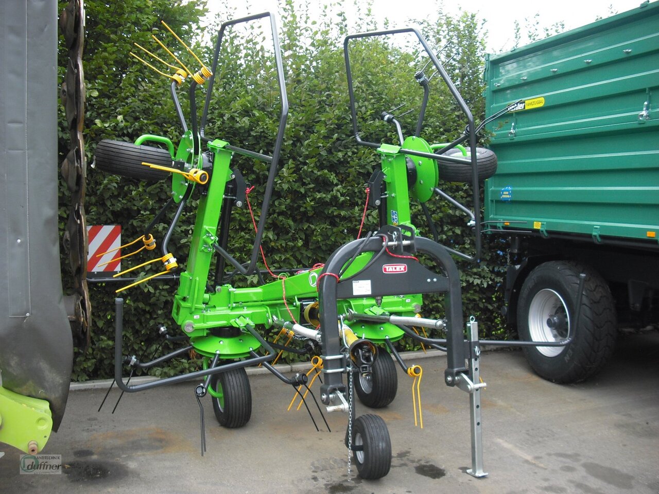 Talex Tornado 550 - Henificadora: foto 1 Talex Tornado 550 - Henificadora: foto 1