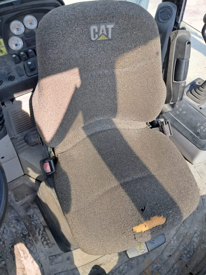 CATERPILLAR 428E - Retroexcavadora: foto 4 CATERPILLAR 428E - Retroexcavadora: foto 4