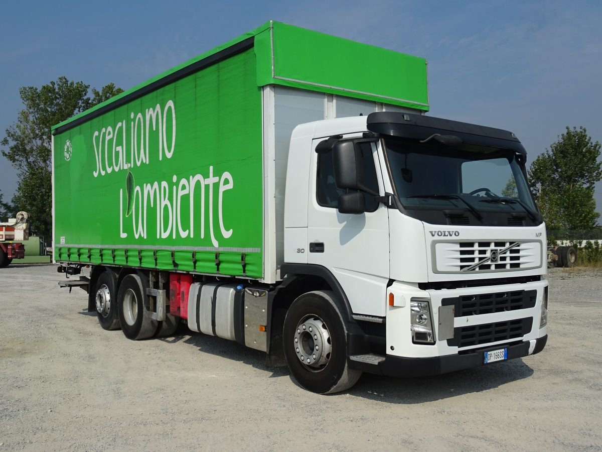 VOLVO FM9 R 62 - Camión lona: foto 3 VOLVO FM9 R 62 - Camión lona: foto 3
