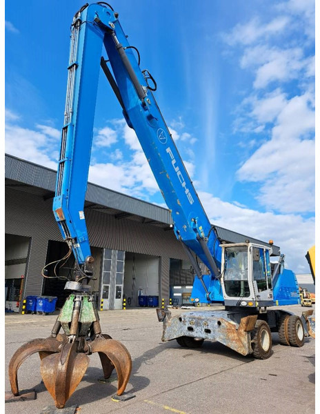 Fuchs MHL 350 E - Manipulador de materiales: foto 1 Fuchs MHL 350 E - Manipulador de materiales: foto 1