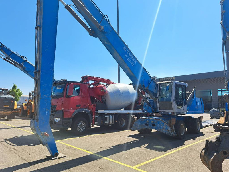 Fuchs MHL 350 - Manipulador de materiales: foto 4 Fuchs MHL 350 - Manipulador de materiales: foto 4