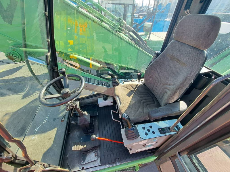 Sennebogen 825 M - Manipulador de materiales: foto 5 Sennebogen 825 M - Manipulador de materiales: foto 5