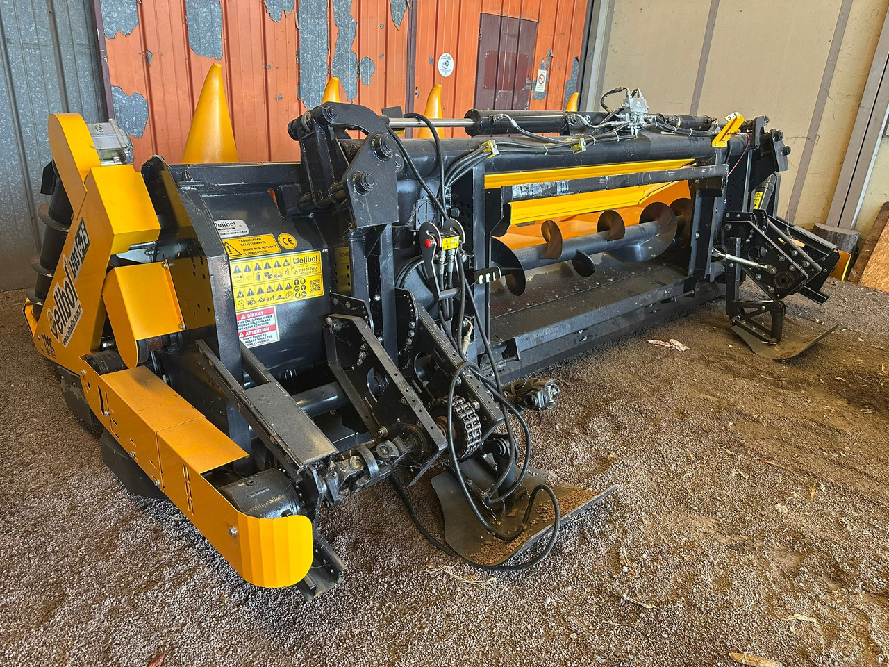 ELİBOL LF03 / 6-75 6 ROWS FOLDABLE CORN HEADER - Cabezal de maíz: foto 5 ELİBOL LF03 / 6-75 6 ROWS FOLDABLE CORN HEADER - Cabezal de maíz: foto 5